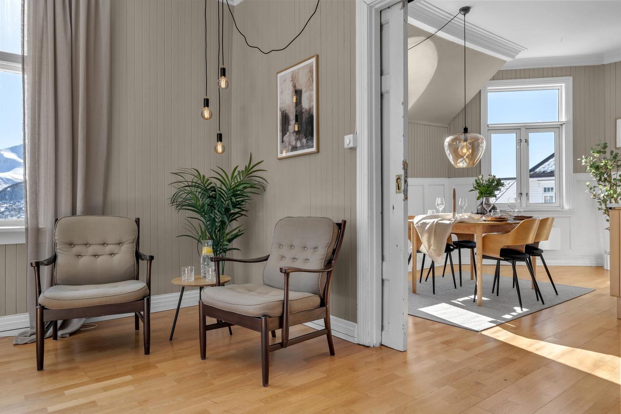 Lovely City Center Apartment With Amazing Views And Free Parking! Tromsø Exteriör bild
