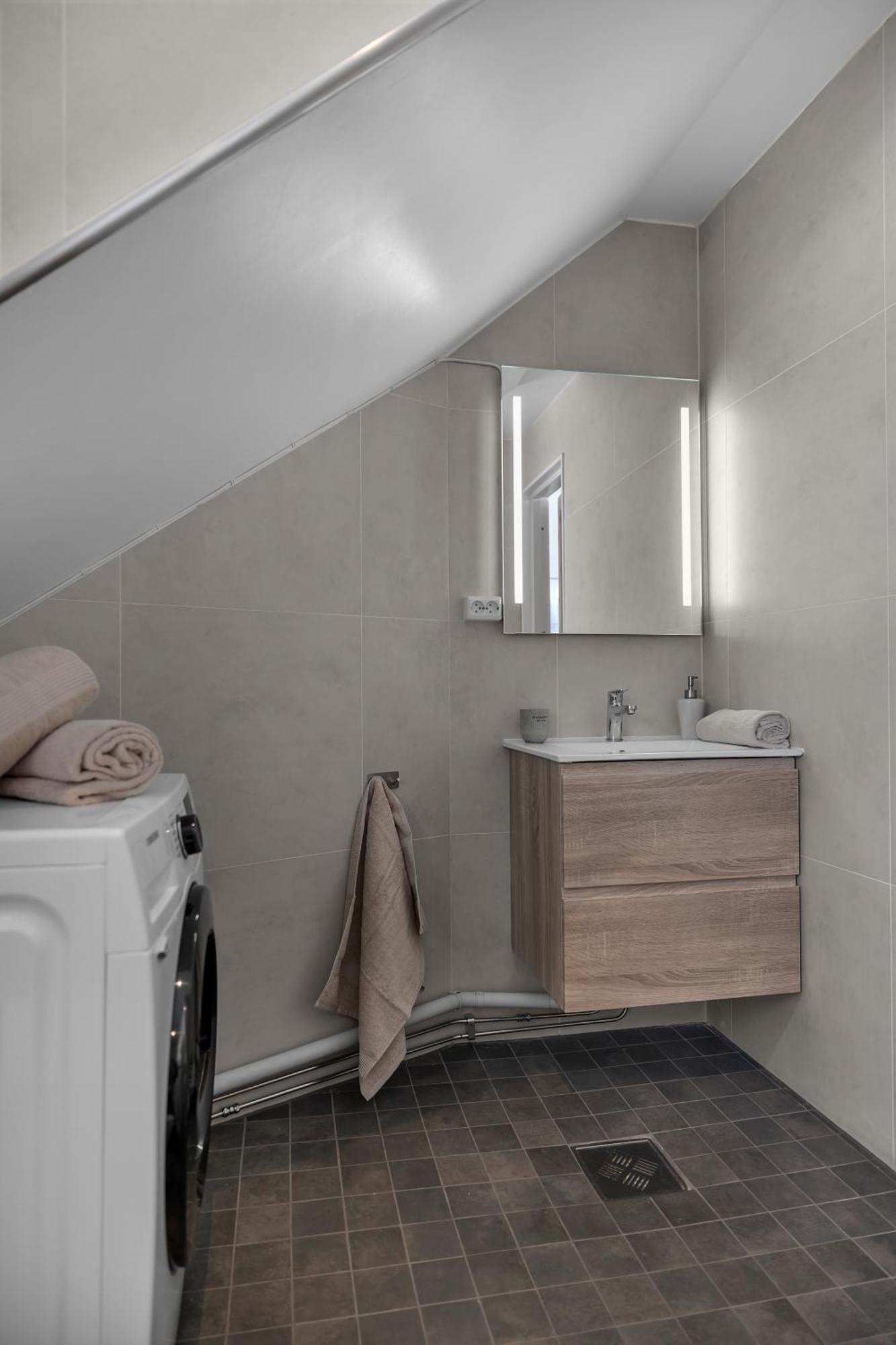 Lovely City Center Apartment With Amazing Views And Free Parking! Tromsø Exteriör bild